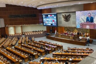 DPR Rapat Paripurna