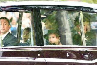 Charlotte, Princess Charlotte, William, Catherine, Kate, Prince, Princess, Ratu Elizabeth II, Profil Putri Charlotte