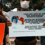 Warga Papua Demo di Gedung KPK